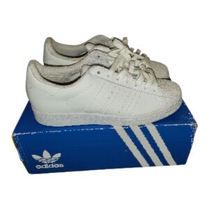 Adidas Shell Toe Sneakers